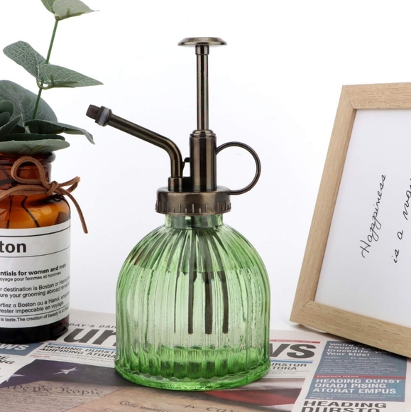 NEW! Vintage Apothecary Style Green Glass Plant Sprayer - Picture 4 of 4